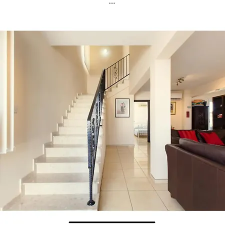 Villa Julia *