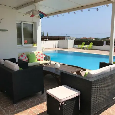 Βίλα Julia Αγία Νάπα