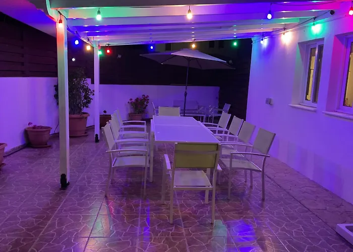 Julia Villa Ayía Nápa