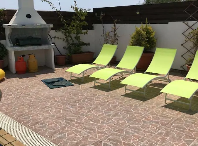 Villa Julia Ayía Nápa